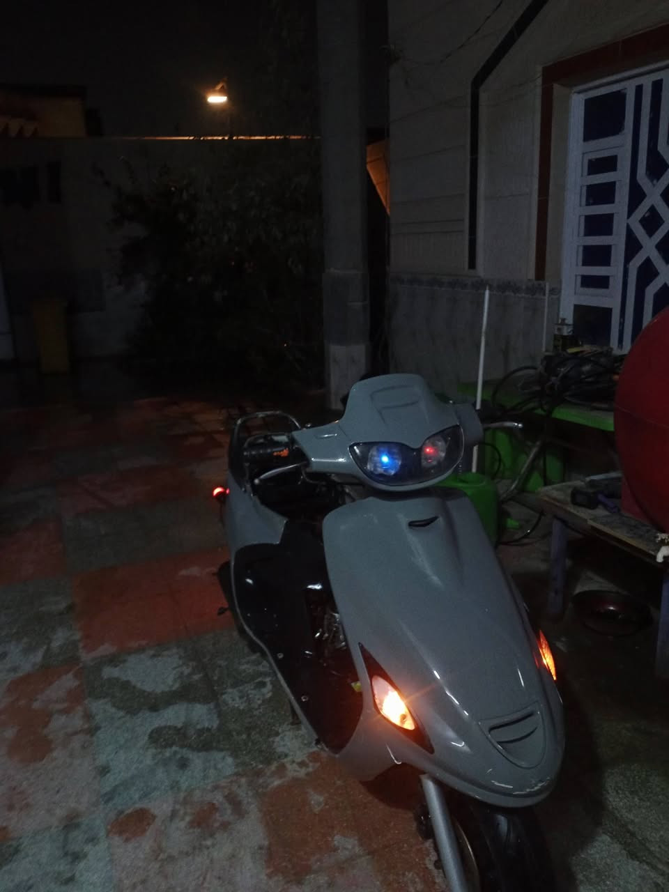 سلام عليكم دراجه فراشه فحل البيع الدراجه خير من الله الدراحه شغاله من الطول الطول نكره سلف عنوان الدراجه البصره الزبير السعر 550000 الف و بيهه مجال
التواصل *********** متواجد وتساب
