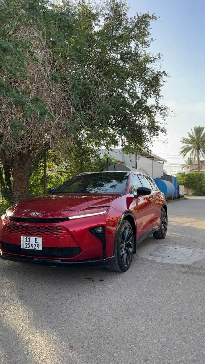 كراون سيجنا 2025 امريكيه
جديده لوووك فول الفول لمتدد
حادثه طخه صغيره بل باب جدا بسيطه

السياره شكل جديد بلاديه كلش جديده
مواصفات كلشي بيها مكينه 2500 هايبرد

السعر 335 ورقه للاتصال ***********
مكاني بغداد / اليرموك
