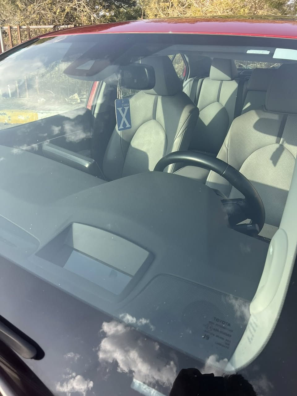 2023 TOYOTA CAMRY, XLE Hybrid
السيارة موجودة  في الانبار - الفلوجة
رقم شاصيها من ضمن الصور
موديل :- 2023
لون :- احمر
سعر السيارة : 205 $
Hybrid 2.5 -: سعة المحرك
عداد المسافات :- mi 41.000
عدد المقاعد :- 5 مقاعد
مواصفات السيارة : - XLE plus

شاشة نفكيشن
كامرات 360 درجة
مثبت سرعة
رادر امامي+ جانبي + خلفي 
لايت زنون
حاجب ال اي دي
فتحة سقف
اشارة جانبية
بصمة تشغيل
مقاعد تدفئة+ تبريد
فرش داخلي جلد ابيض
حساسات 360 درجة
هاند بريك بصمة
تحكم سرعة
تحكم مسجل
اوامر صوتية
تبريد خلفي
دخول ذكى
داتا شو 
سماعات jbl
للاستفسار / *********** متوفر واتساب
