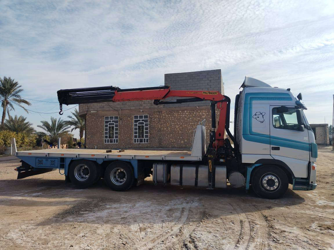 السلام عليكم فولفو للبيع موديل ٢٠٠٣/محرك ٤٦٠/كير أوتوماتيك/شاصي طويل بلادي/بدي سبع متر/جهاز ٢٠١٣ بافنكر ١٨/الف الحجم/خمس سلايت هودرليك/سنكل مزواج/مسجله بل سنويه اكرين/*********** ***********
