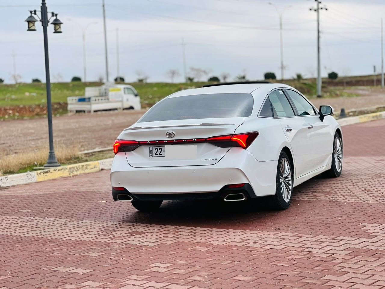 تویوتا افلون :- 

مودیل : 2021

موصفات : لمتید فول خلیجي

ماشيە : 100الف کم

سعر : (360$) مجال

کورك + وتسئاب :- *********** أربيل, العراق
