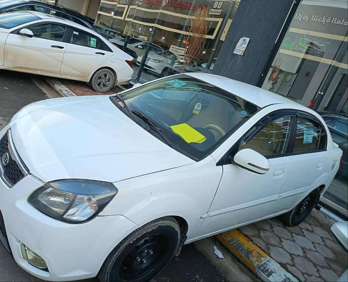 للبيع نقد وقصاط
كيا ريو 
موديل 2012
محرك 16بيها ثلاث قطع صبق رقم وسنويه جديد مقدمه 50 وبل شهر 3 
***********
