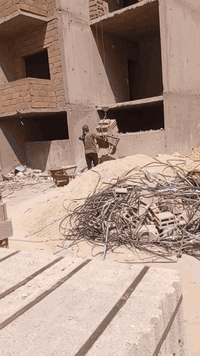 السلام عليكم ونج بانزين تصعيد كافه  مواد البناء  شتايكر رمل طابوق سمنت جص بلوك بورسلين فرمستونن
***********
***********
واتساب
