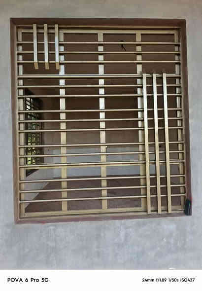 شاب مسيباوي يشتغل صبغ البيوت والمحلات وكافة انواع الشبابيك والابواب وباسعار مناسبه وهءا رقمه ***********
