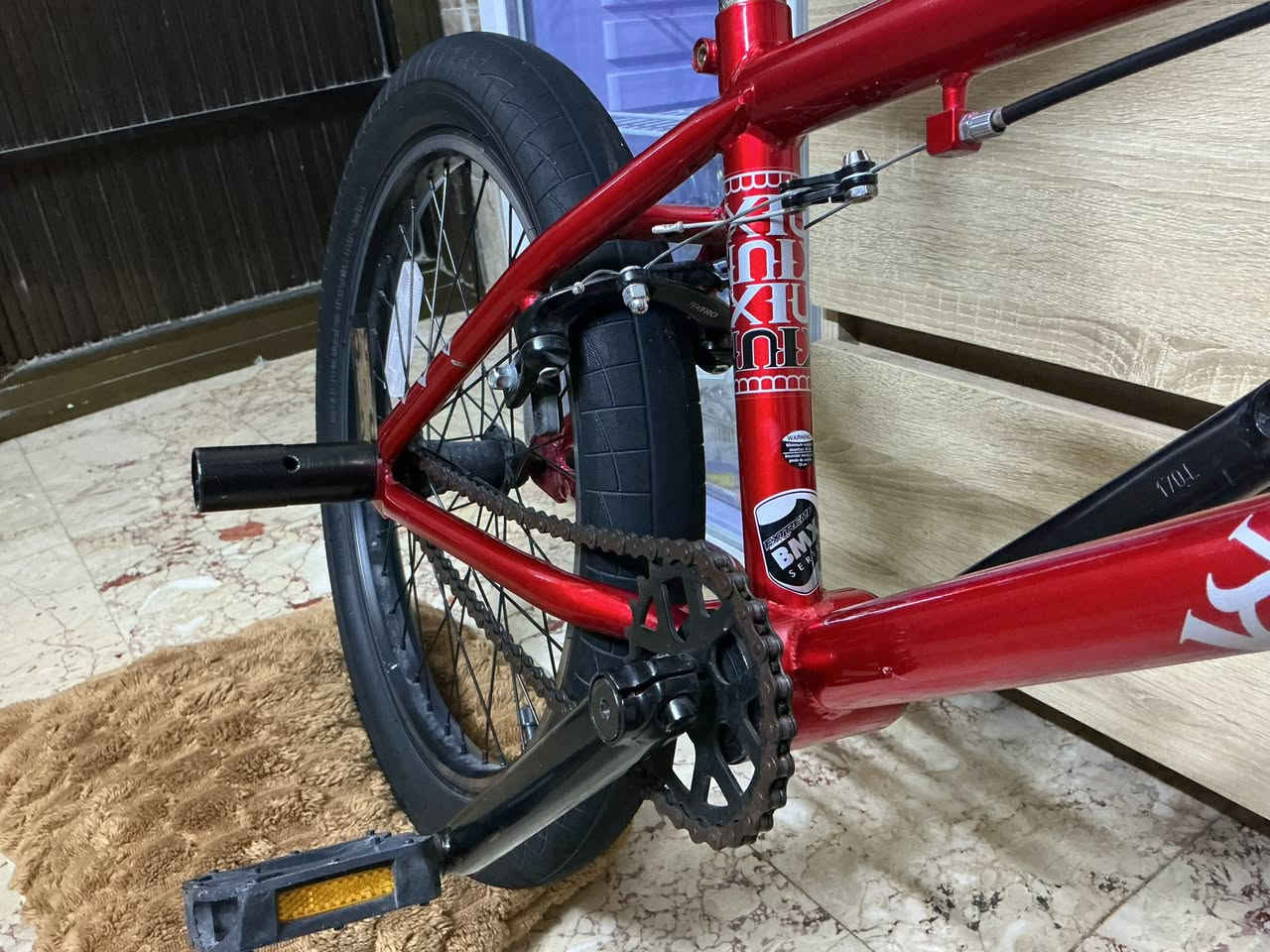 السلام عليكم بايسكل BMX اوربا موديل 2021 جديد النضافه 99‎%‎ مكينه نحله بايسكل نادرا الوجود سعر 175 وبي مجال اتصل على الرقم ***********
