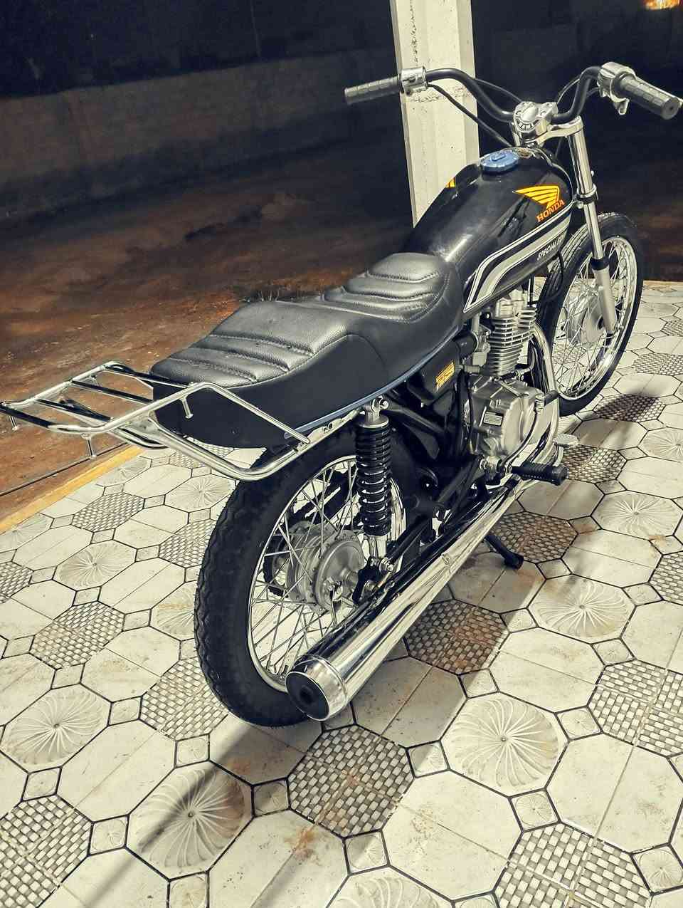 دراجه للبيع تعمير اقل الشهر بعدهي ع سحگ شاصي 26سكنر سعر 750
مكان رفاعي الشراي يتصل ***********
