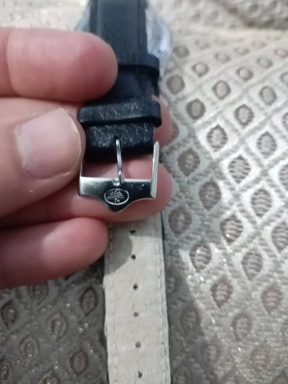 ساعة jovial original


**إذا كنت صاحب هذا الإعلان وتريد حذفه لأي سبب، رجاءا أرسل رسالة إلى الدعم الفني**