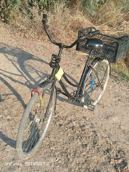 سلام عليكم بايسكل للبيع حجم 26 چلملقات كامله بس ما بي بريكات مكاني بغداد جسر الفرنسي سعر45 وبي مجال للطيبين الاتصال ***********
