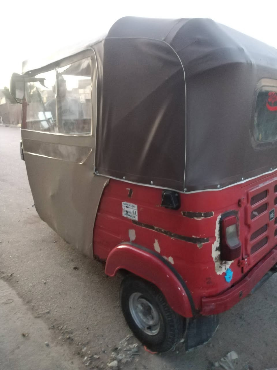 السلام عليكم تكتك موديل 2019 شهر 12 مضلع مرقمه بأسمي تحويل ثاني يوم المكينه مجفته لاتنقيص ولا تبخير مكاني بغداد الدوره الاسكان الشعبي واتساب *********** مراوس فقط بموديل 21 او 22 اوراق
