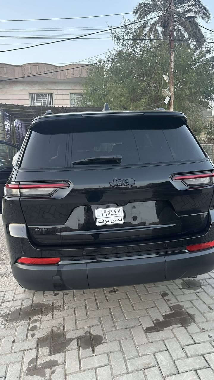 جيب 2024 6 سلندر 7 راكب فول مواصفات بدون ارباك مبدل باب خلفي نفس لون صبغ نص قماره مرقم بغداد شهداء بجم كبس 
سعر 225 بيه مجال العنوان بغداد الزعفرانيه 
الاتصال سيد احمد ***********
