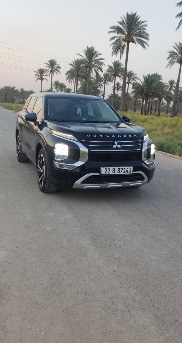 2022 𝐌𝐈𝐓𝐒𝐔𝐁𝐈𝐒𝐇𝐈
(مراوس حسب قناعه)
𝐎𝐔𝐓𝐋𝐀𝐍𝐃𝐄𝐑
ميتسوبيشي اوتلاندر
 موديل :2022

    7 راكب

السعر200$ يعني دفترين ما بيه كل مجال

عداد  المسافة 87

حجم المحرك : 2.5L ( 4,سلندر

(كلين تايتن قطرت صبغ ما بيه مبدل سستم ايرباك)

 مواصفات  
SE

دةبل اكسل (𝐀𝐖𝐃) 
 بصمة ابواب 

بصمة تشغيل 

شاشة دشبول ديجيتال

كاميرا °360
‏‎كاميرا امامي
كاميرا جانبي
كاميرا خلفي
هاند بريك بصمة
اوتو ستارات (𝐀𝐔𝐓𝐎 𝐒𝐓𝐀𝐑𝐓)
اوتو ستوب (𝐀𝐔𝐓𝐎  𝐒𝐓𝐎𝐏)
رادار امامي (تحديد مسار)
رادار جانبي  (نقاط عمياء)
رادار خلفي (التحذير من الاصطدام)
حساسات امامي
حساسات جانبي 
حساسات خلفي 

إشارات بلمري 

مري شفط

نظام (𝐎𝐅𝐅-𝐑𝐎𝐀𝐃)
نظام (𝐒𝐇𝐎𝐖)
نظام (𝐀𝐔𝐓𝐎)
نظام 
(𝐄𝐂𝐎)
نظام (𝐍𝐎𝐑𝐌𝐀𝐋)
نظام (𝐒𝐏𝐎𝐑𝐓)
كشنات جلد شامو وقماش

كشن السايق كهربائي
كشنات هیتر
تحكم استيرن 
تبريد لمس 
تبريد مركزي قطعتين
صندوق شفط كهربائي 
لايتات (𝐋𝐄𝐃) 
عدسة زينون 
بكلايتات (𝐋𝐄𝐃)
ويل 20

بعد هوايه مواصفات 

صور الحادث ورقم الشاصي مرفق مع صور
‏‎تفاصيل اكثر الاتصال علی ارقام التاليه  

(مكان السياره بغداد بسمي)

‏***********
