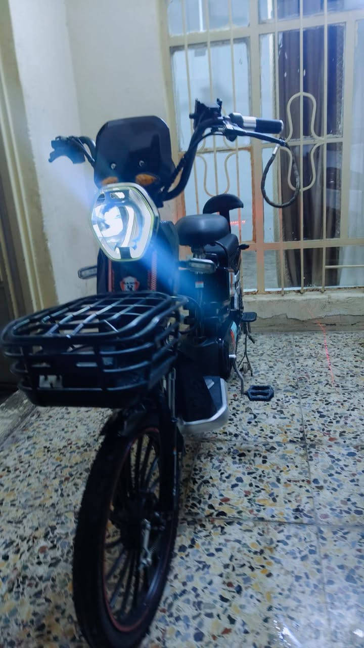 السلام عليكم
بايسكل شحن نضيف مستخدم شي قليل جدا تشغيل بصمة وسويج بطاريات ٤ دبل فول مواصفات كهربائيات شغالة السعر ٣٧٥ ألف وبي مجال رقم الهاتف ***********
