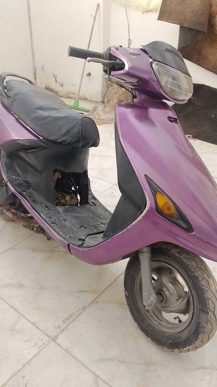 السلام عليكم درجة فراشه للببع جديد حاوي عايز باتري السعر 450وبيه مجال المكان النجف  مجمع بيتي الثاني قرب السلطان رقم الهاتف *********** واللي يريد باقي التفاصيل يجي خاص او واتساب
