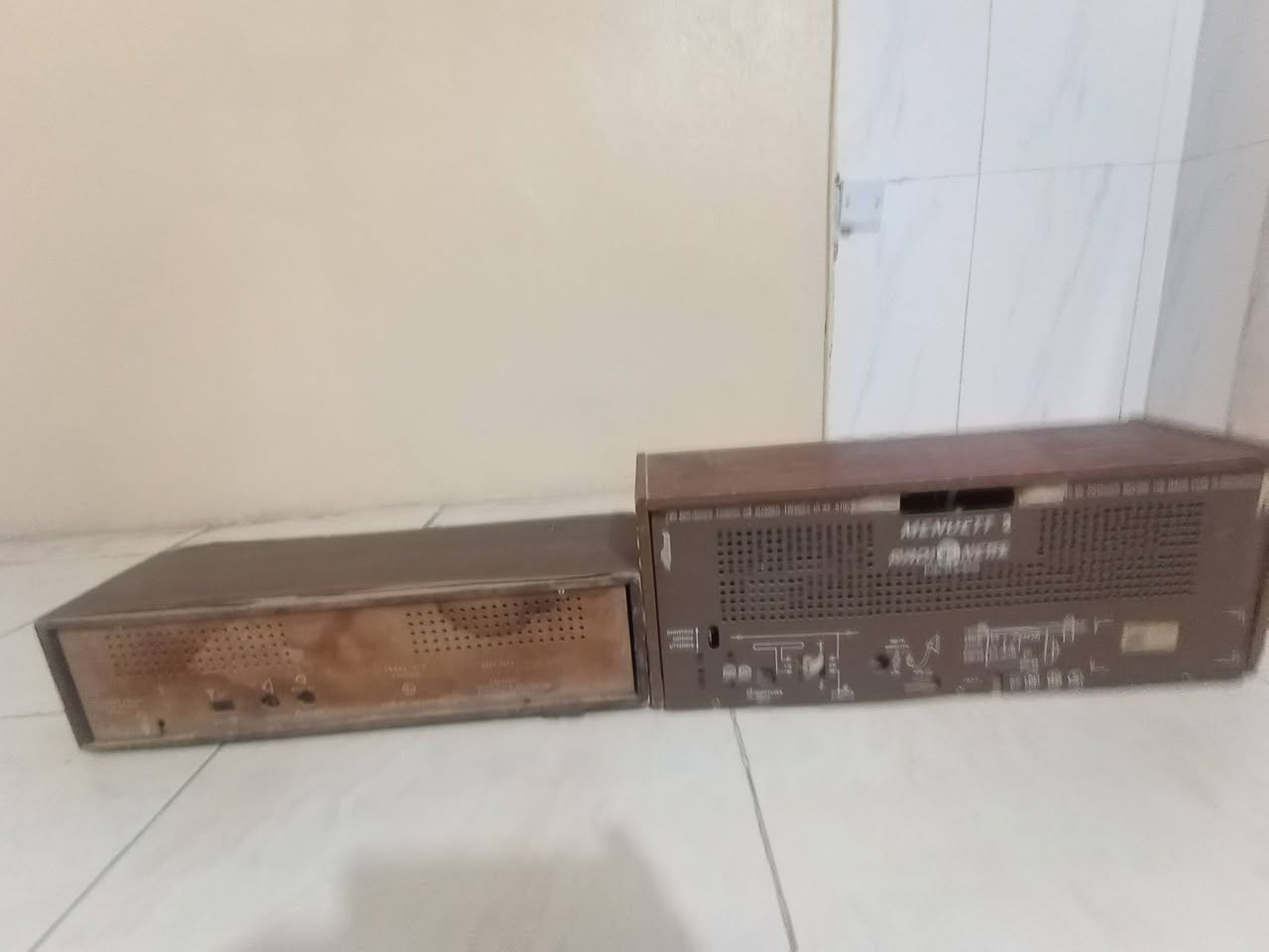 للبيع عاطلات ديكور السعر ٤٠. الف


**إذا كنت صاحب هذا الإعلان وتريد حذفه لأي سبب، رجاءا أرسل رسالة إلى الدعم الفني**