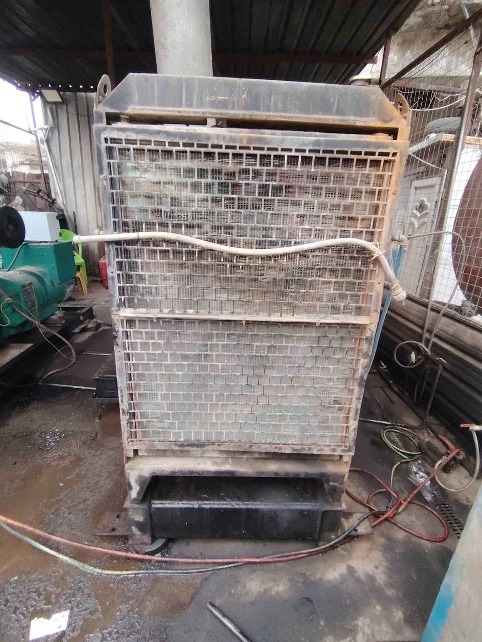 موقع اومولدات للبيع عدد2نوع كمنز خمسه ونص250kvو350kv وحده شغاله فول والثانيه رنك وبستم فقط كلشي مابيها غرض بيع نريد نسد موقع وامانه الله مكاين فول مكاني الفضل ساحه زبيده داخل كراج سيد وميض
سيد وضاح
***********
سعر 180 ورقه وبيها مجال
وشكرا
