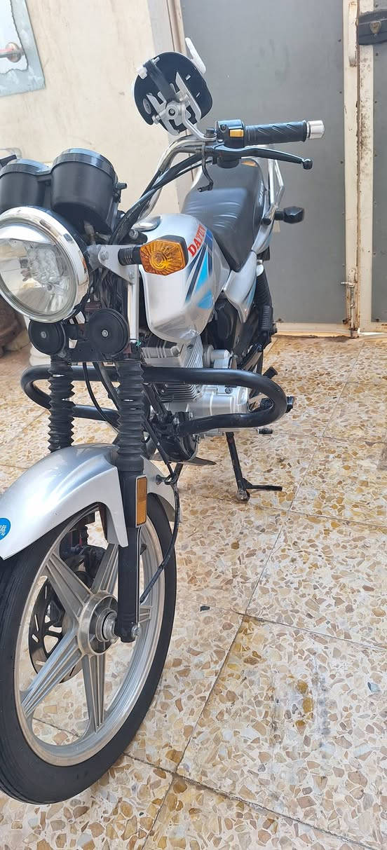 السلام عليكم
دايون مديل ٢٠٢١ 
السعر ٩٥٠ وبيها مجال بسيط 
مكاني نجف 
الاستفسار ***********
الدارجه جاهزه وما أطلع بيها هواي 
يعني ما متعوبه
