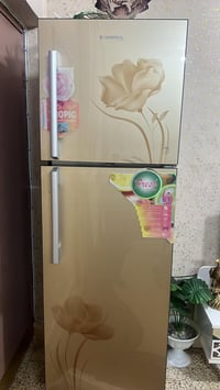 ثلاجة جنرال • نظيفه • ناقصه غاز