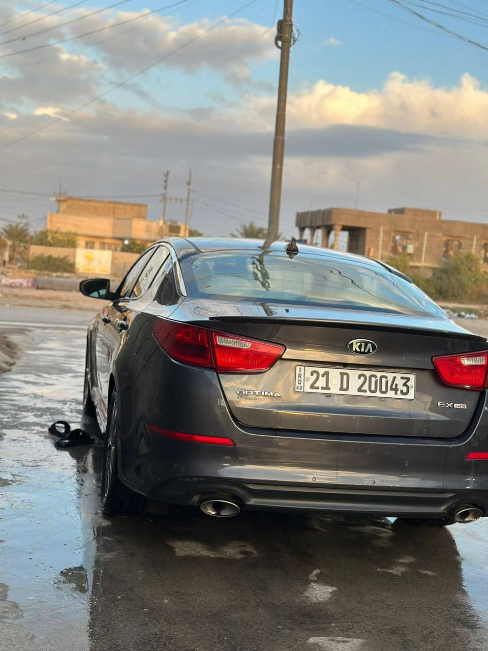 السلام عليكم كيا اوبتما 2015وارد امريكي فول عدا الفتحه رقم سليمانيه انگليزي بأسمي  هزه جديده مكينه مفتوحه كير حداديه كفاله حادث 3قطع صبغ بدوان دواخل جاملغ وبنيد وباب الي وره الصدر السعر 108وبيها مجال  مكان السياره كربلاء طويريج الاتصال ***********
