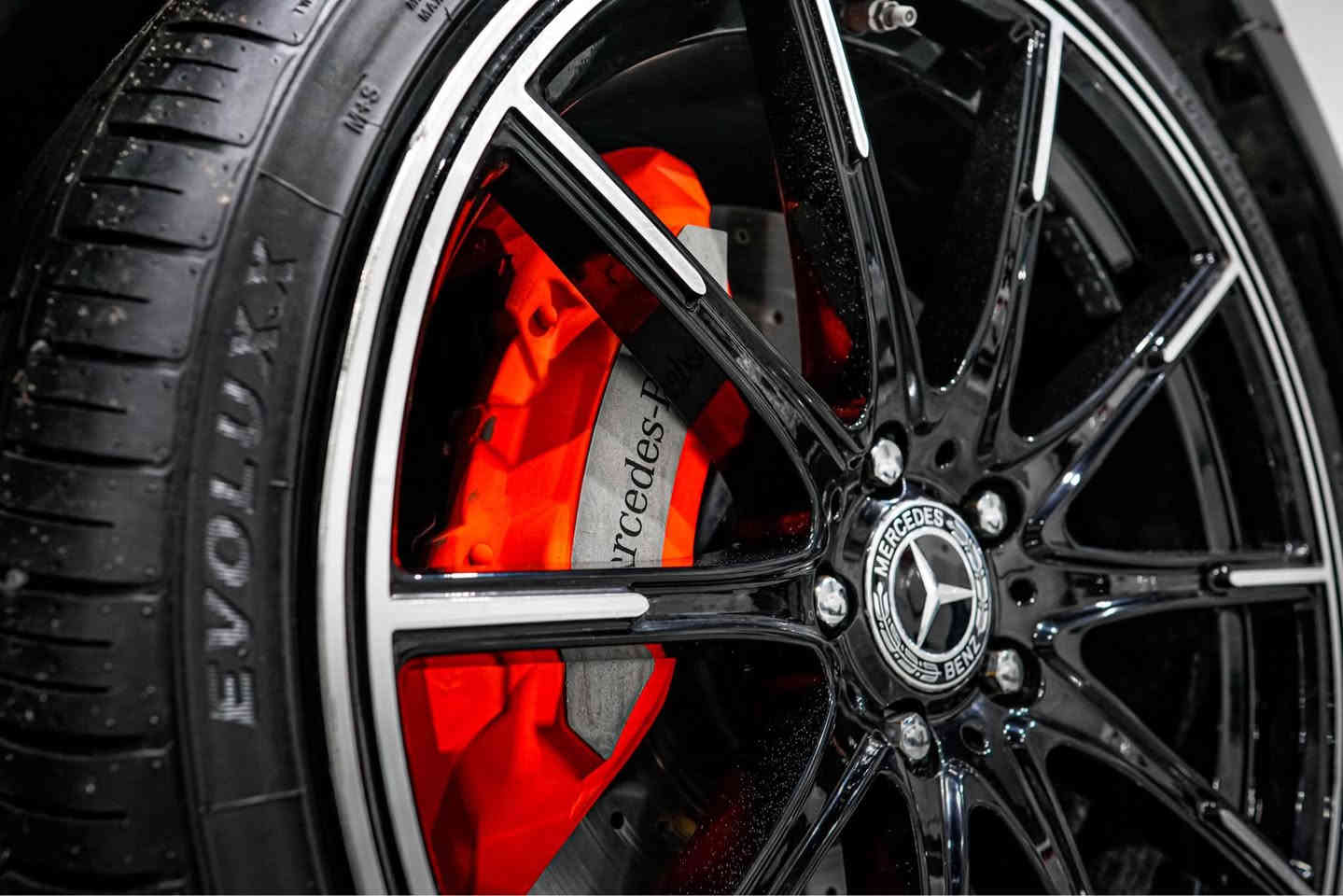 2022 MERCEDES-BENZ E-CLASS, 450
Engine: V6 3.0L
رقم اربیل 
ماشی ١٦ الف 
بیها ١ قطعە صبغ 
بدون داخل 
ارباگ ستیرن 
مکان سیارە اربیل 
شرکە فیرست موتورس 
سعر 38500$ 
***********
*********** أربيل, العراق
