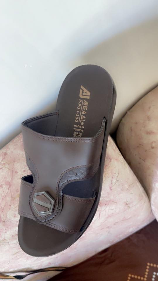 عرض خاص ‼️‼️‼️‼️
حذاء سكجر ممتاز مريح جدا في اللبس السعر   ١٣ الف   فقط ثنين ٢٥ الف 👟👞👟🥾

شحاطه رجاليه تركيه جلد السعر   ٨ الاف  فقط     ثنين ١٥ الف 🎁🎁🎁🎁🎁

محفظه باجات وهويات وفلوس السعر   ٣ الاف   فقط 💳💳💳💳

محفظه محموله تخلي بيهه الشاحنه وغير الشاحنه ممتازه 👝👝👝👝👝السعر   فقط ٥ الاف   

سبحه رجاليه السعر      ٣ الاف    📿📿📿📿

عطور إماراتيه ممتازه سعر العطر الواحد     ٦ الاف فقط 🎁 🎁🎁🎁🎁🎁🎁🎁

ملاحظه / تتوفر خدمه توصيل لبغداد و لكافه المحافظات 3 الاف فقط

راسلونا وبخدمتكم 🎁🎁🎁***********
