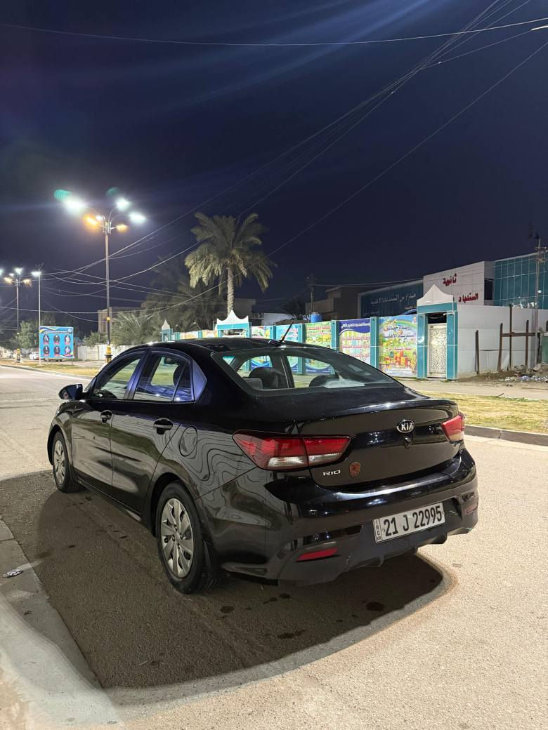 للبيع فقط السعر 88 ورقه 
للاتصال ***********
كيا ريو موديل 2018 رقم اربيل سنويه وهزه جدد
محرك 1600 GDi كير اوتو محرك وكير مكفولات 
ماشيه 132 الف كيلو
شاشه. كاميرا.تحكم استيرن تدفئه بالاستيرن والكشنات 
تخم تاير نظيف الصدر الامامي وسط
الدعاميه الاماميه تحتاج صبغ لان نكسرت بدلتها وماصبغتها
وارد امريكي حادثها جاملغ امامي ايمن وبنيد مبدلات 
صورة السونار موجوده والصور 
المكان بغداد الزعفرانية بغداد, العراق
