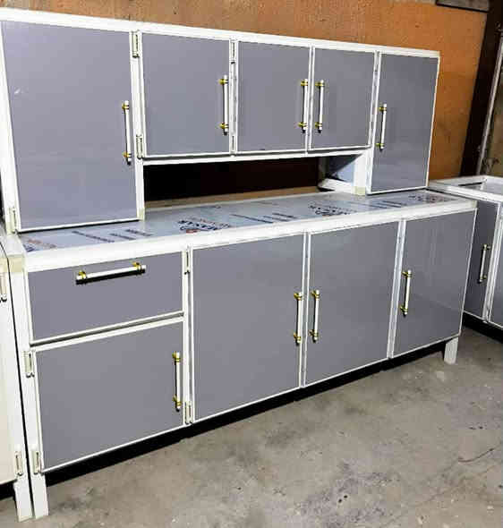 ياالله كاونتر مترين وسنك متر ونص مرمر بسسس 385 جديد
العنوان قضاء القاسم حي العسكري مقابيل مدرسه الهادي 
الاستفسار الاتصال على الرقم ***********
