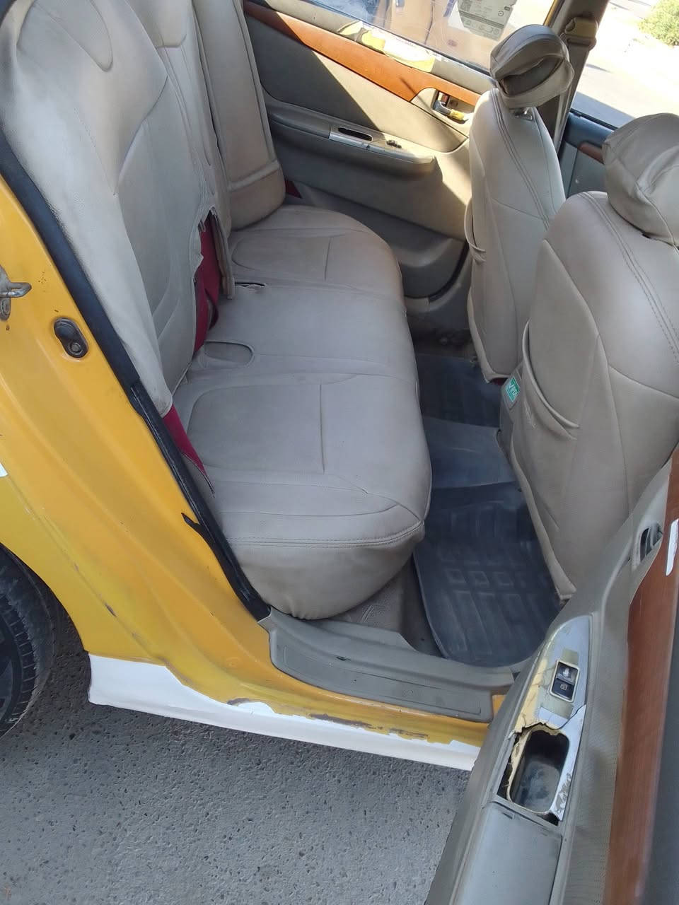 ليفان موديل 11 محرك كورلا كير عادي بسمي رقم بغداد انكليزي مصفره هيئه وغرامات هزه جديده تايرات جدد باتري جديد  صدري  جديد شاشه سنتر لوك محرك بي تبخير الكهربائيات كله شغاله االسعر 28مكاني بغداد الشعله ***********

