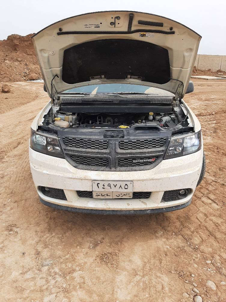 جورني للبيع موديل ١٨ ٤ سلندر  تبديل باب السائق  فقط بادي نفس لون ابيض محرك   وكير  شديته جديد مكاني كركوك  *********** كركوك, العراق
