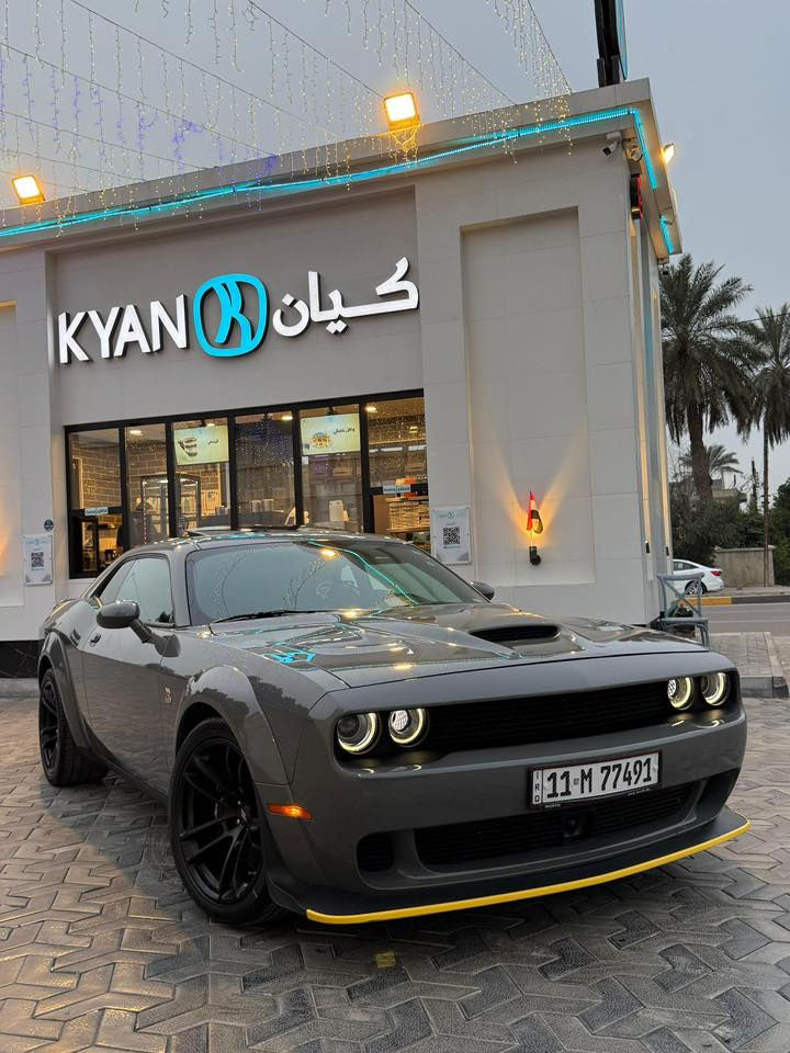دوج جالنجر سكات باك وايد بدي موديل 2023 مكينه 6400 فول مواصفات للاخير اعله فئه 1/1 فتحه ورادارات امامي وخلفي وجانبي وفول تحمكمات داخليه اللون الاسمنتي المميز حادث السياره باب السائق فقط ومبدل بلادي نفس اللون تعتبر بدون صبغ كلين تايتل بدون ايرباك بدون دواخل جديده جدا ماشيه 26 الف ميل وباقي المواصفات وصور الحادث داخل المنشور السعر(37500$) بغداد العامريه (***********)
