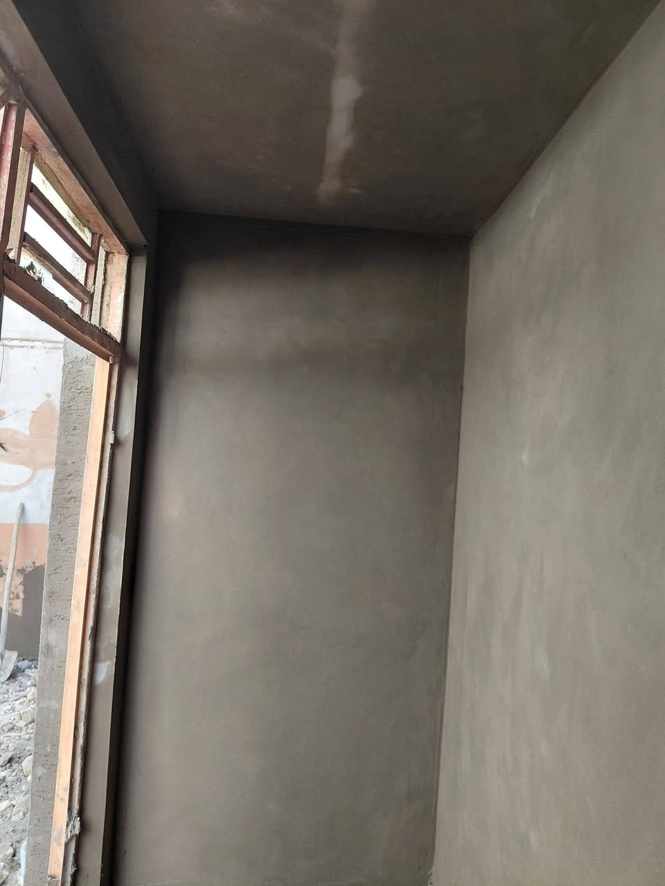 خلفة لبخ متفرغ جص سمنت خشن ناعم شغل درجه اولى 
***********
