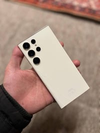 جالاكسي S23 الترا • ٢٥٦ جيجا • شاشة مشروخة