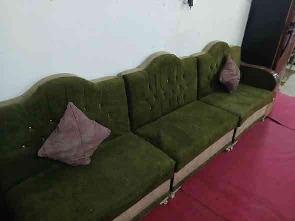 السلام عليكم
ثنينهن للبيع ب150 مستعجل عل بيع ماكني البنوك
رقم ***********
