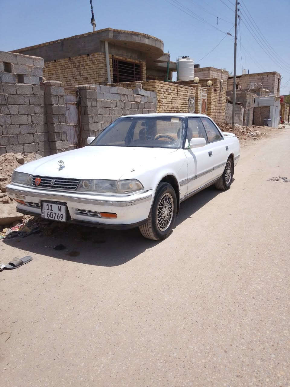 السلام عليكم اخوان ،
مارك مصطره مكفوله. كفاله عامه 
كيرر +مكينه 👌
حداديه الوره 90
حداديه الكداام 40
داخل نضيف 
كهربائيات. كلهه شغاله 
تخم تاير جددد 
مكينه ونجي V6
رقم بغداد. دولي. 
مداور ثاني يوم 
سنويهه. ما صاقطه
عوزههه. تبريد. بس 
السعر. 40وبيهه مجال قليل 
المكان. ناصريه قضاء. الشطره 
الرقم. ***********
