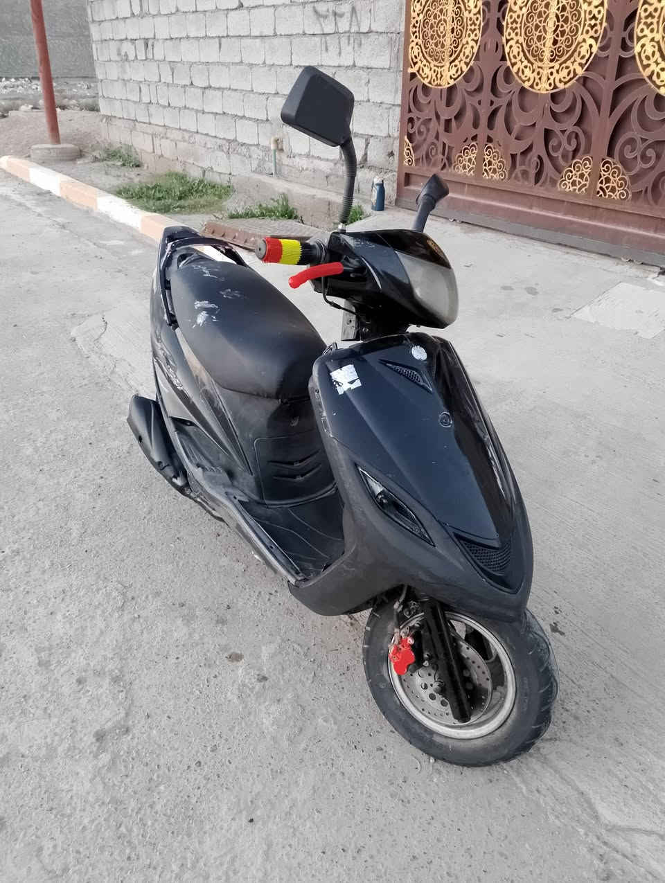 السلام عليكم ماكس للبيع 140 السعر 350 رقم الهاتف *********** العنوان التاجي
