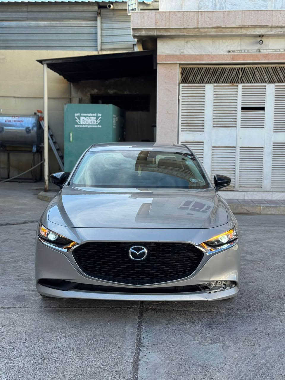 Mazda 3 select 2024
بدون دواخل 
جملغ و حافة البوند صبغ 
رقم : ***********
مكان : عقره - ئاكرى
سعر : 138$ اكر, نينوى
