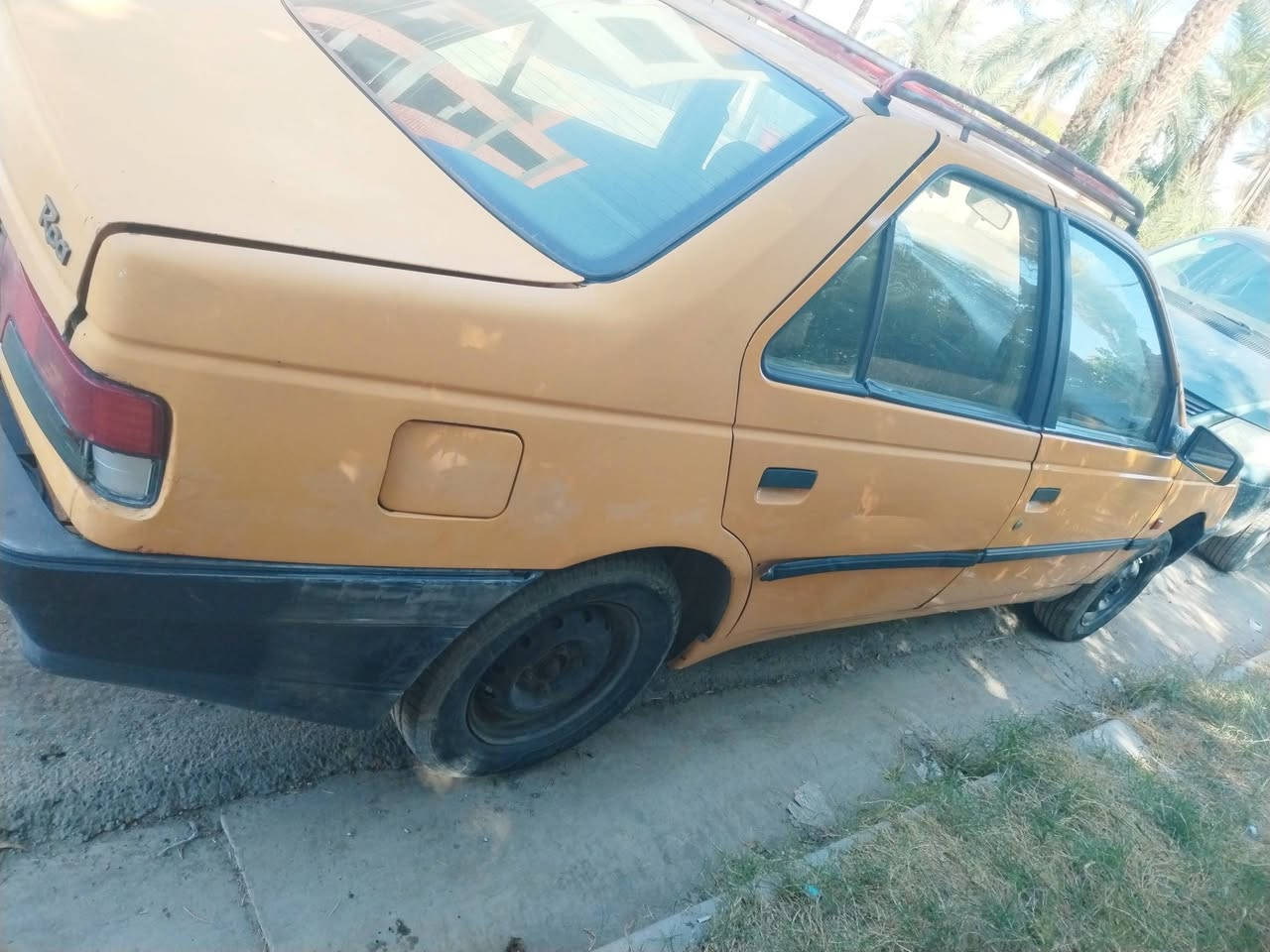 سلام عليكم بيجو روى موديل 2009 كير محرك كفاله الكشر كدامك مطلوبه هيئه تقريبا فوك ال500 الف والسنويه ساقطه 8 سنوات السياره بأسمنه ورقم مميز مواليد ابيع صافي ب13 ورقه والباقي عليك وبيه مجال حك الجيه *********** مكاني بغداد حي العدل
