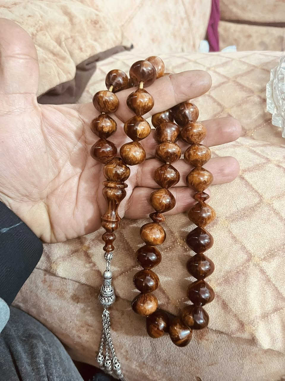 سندلوس الماني قديم الصفره١٣٠غرام صافي١٠٠غرام الدبس اوراشي١٧٥غرام صافي١٥٠ للتواصل***********
