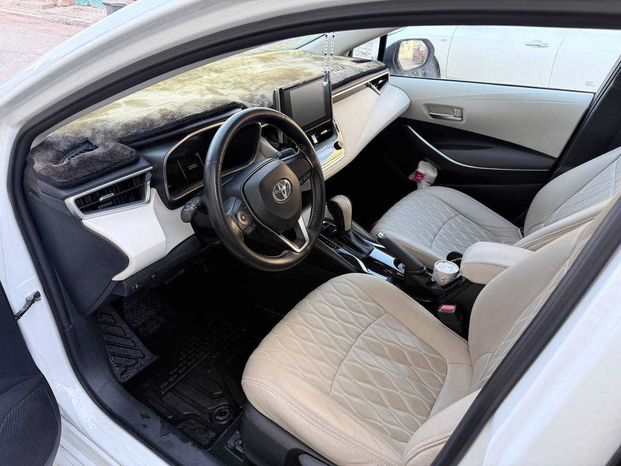 معروض للبيع سيارة نوع: تيوتا كورلا موديل: ٢٠٢٤ خليجي ضمان شركة العملاق الاحمر رقم اربيل ماشيه: " ١٣.٠٠٠ الف  "
بصمه + قطعتين تبريد + فتحة سقف 
فول تحكم استرين + شاشه ديجتال + حساسات اماميه خلفيه + نضام سبورت+ مري كهربائية
وباقي المواصفات المعروفه مكفوله من الصبغ والتبديل بيها فقط رصعة مقدار اصبع معالجة ولا ترى  بالعين في البنيد ، سياره جديده  
     السعر : ٢٠.٠٠٠$  
مكان السيارة نجف
الرقم للاستفسار: ‭***********
