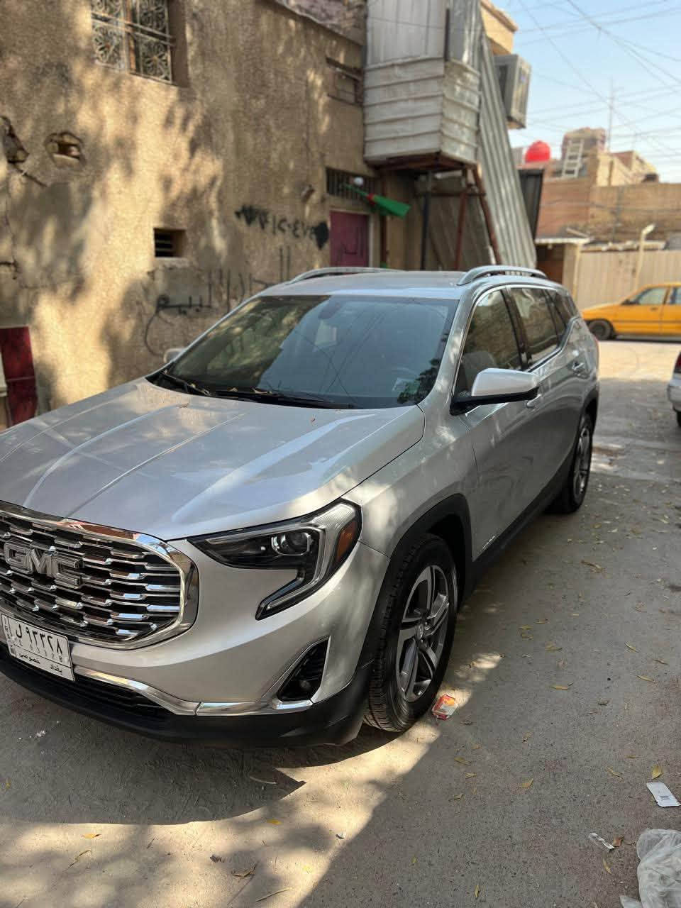 سلام عليكم GMC تيران
2019 
مكينة 1500 تيربو 
السيارة slt 
السيارة كشنات كهرباء 
بصمة 
شاشة 
مانع انزلاق 
انارة LED 
السيارة حادث جاملغ وبنيد جاملغ ( بنيد تبدّل - جاملغ نفسه تعدل - باب السائق بي صبغ - باب خلف السائق مبدل ) 
السيارة صدر كير محرك كله بكفالة 
ماشية 200 الف 
السعر 160$ بي مجال بسيط 
*********** 
العنوان بغداد الزعفرانية
