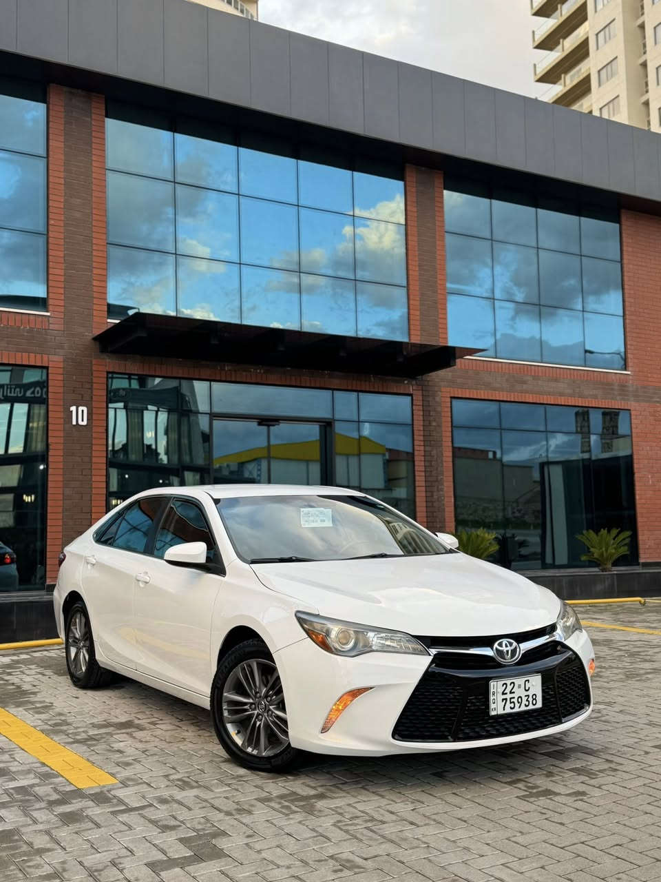 CAMRY SE 2017
‎*********** واتساب

‎کامری امریکی٢٠١٧ ماشیة 69 الف میل حجم محرک ٢٥٠٠ مرغوب،داخل کلین ب سلیمانیة بیها بس بونید صبغ بدون داخل،بدون ارباگات کل سلیمة،گیر محرک لا مفتوح ولا صوت سنویة رقم المانی هزە جدید حتی2030 نفس یوم تحویل وکالة حاظر،سیارة ما مراوس فقط بیع
‎مواصفات
‎(كشن كهرباء، جلد، شاشه, كاميرا، تحكمات
‎ستيرن،شفتات،تحديد سرعة,مرايا كهرباء،نيظام ئيكو،تبريد
‎لمس...)سیارة حیل حیل نضیفة،ماشاء اللە بارد رصعات شوخط مابی،السيارة جميلة جدا
‎جدارتاقم صدر تاقم تیارات كل جديد
‎مكان سیارة سلیمانییة،ای مشتری خادم
‎سعر : 175 $ شویة بی مجال
‎*********** واتساب
***********
