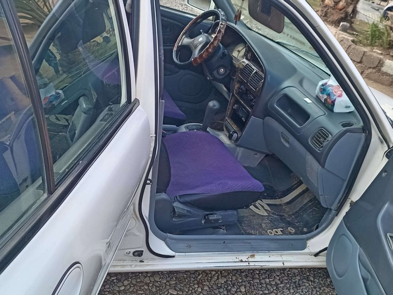 السلام عليكم أبروتون 2004 سعر 53 وبيه مجال   ***********
