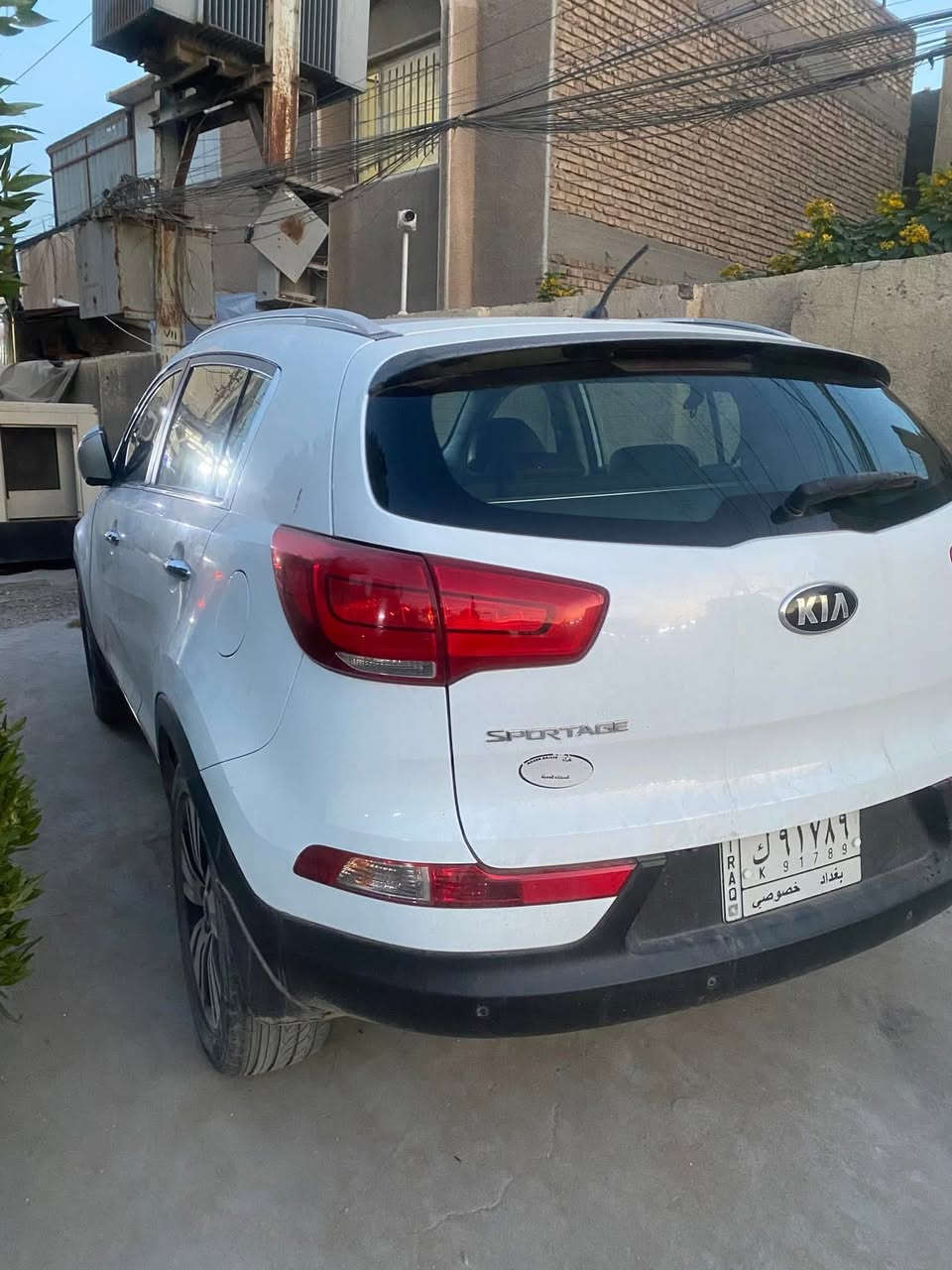 السلام عليكم
كيا سبورتج للبيع
موديل ٢٠١٦ 
خليجي
رقم بغداد
ماشيه ١٥١ الف وقابل للزياده
السياره بانوراما
عليها دوشمه ارضيه كاملة + لايتات لد بجم كامل ابيض
السياره كاملة اي نقص مابيها
كلين اي بارد او صبغ مابيها فقط شخط بالباب
للاتصال ***********
مكان بغداد البياع

