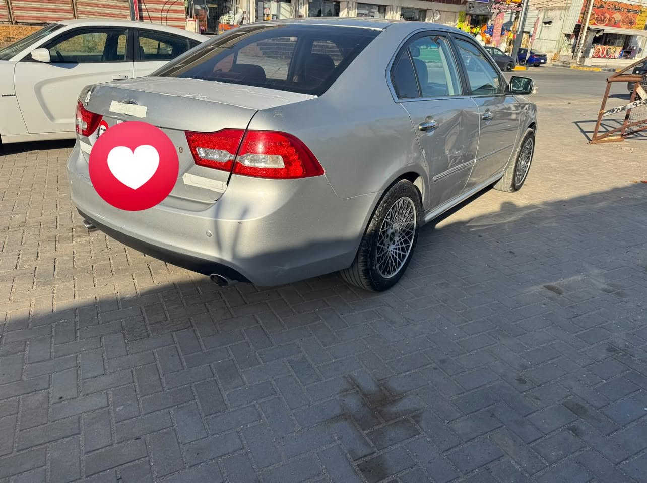 السلام عليكم كي اوبتيما 2010 ادوات كصه جنطه سيارة حلوه كلش كل نقص مابيها جاهزه مكينه 2400 السعر 50 العلوان البصرة المعقل ***********
