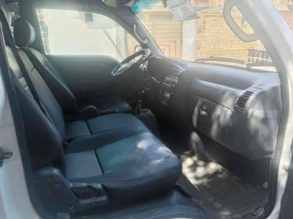 السلام عليكم كيا  موديل 2006رقم بغداد انكليزي باسمي تحويل مباشر مكينه 3000مفتوح سياره 
نضيفه مكاني بغداد السعر  82وبيه مجال 
***********
