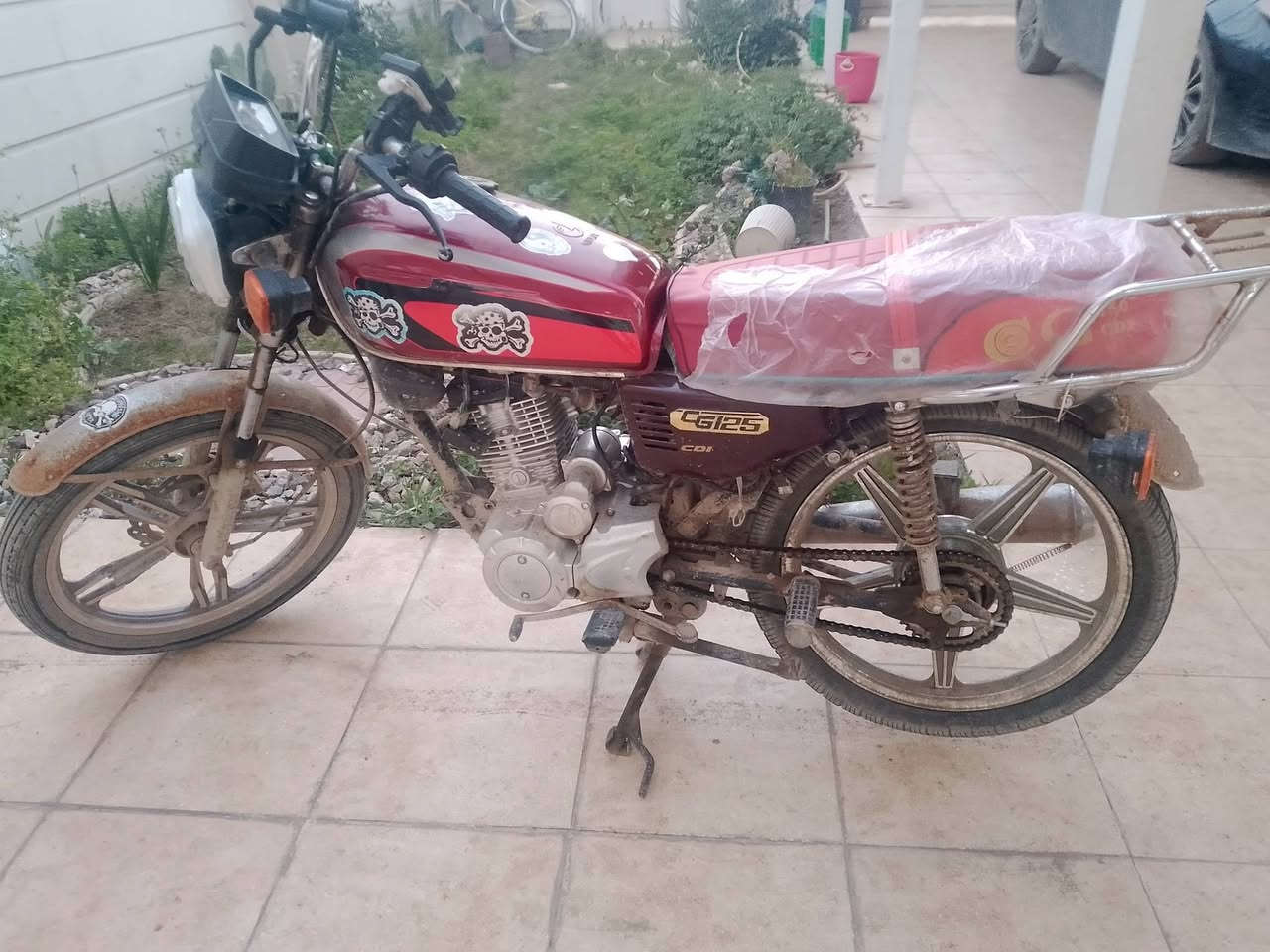 دراجه ايراني محرك سونك 24  ما بيها اوراق بس الماشه عوجه ب 475 اتصال واتساب ***********
