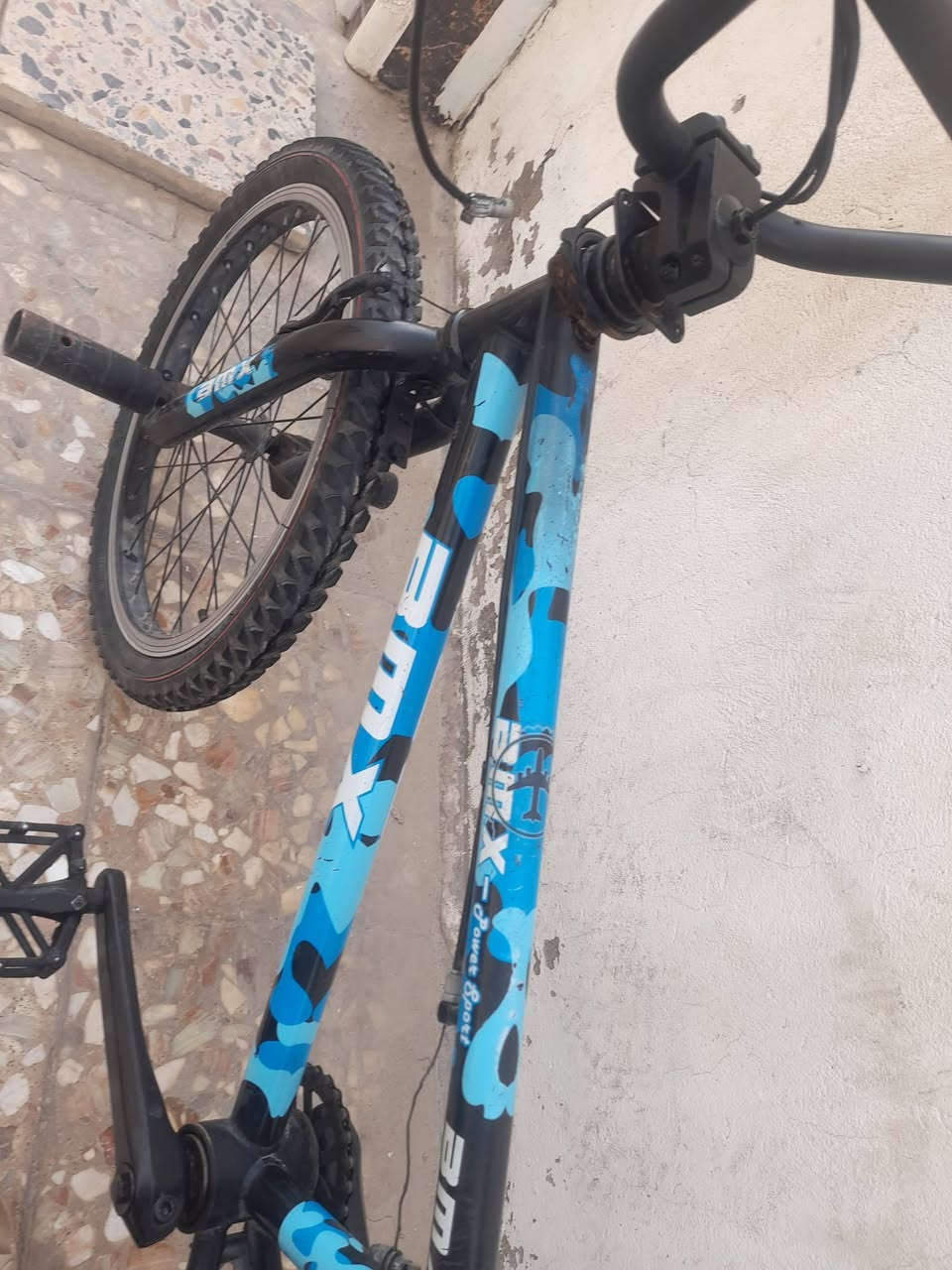 سلام عليكم باسيكل BMX لبيع باسيكل نضيف+ تايرات+ جديده بايدرات جديده +كرسي جديد
السعر على خاص لي شراي هلا بيه لي مو شراي لا يتعبني


**إذا كنت صاحب هذا الإعلان وتريد حذفه لأي سبب، رجاءا أرسل رسالة إلى الدعم الفني**