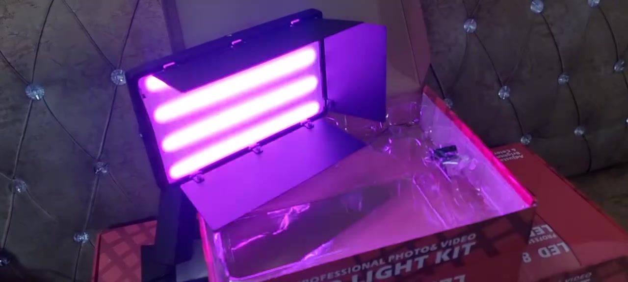 سعر الواحد 40  الف  🟥  RGB 
اضاءة فديو  مستمرة 100 واط من شركة YSKE
باي كلر شمسي ابيض ثلجي  تحكم كلفن تحكم بقوة الاضاءة 
شاشة كبيرة فانات تبريد عدد ٢ صامت  تحكم تطبيق موبايل جديد متوفر توصيل


**إذا كنت صاحب هذا الإعلان وتريد حذفه لأي سبب، رجاءا أرسل رسالة إلى الدعم الفني**