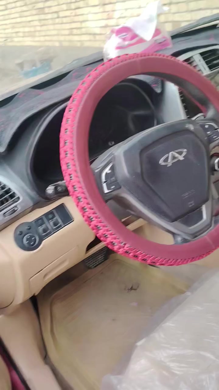 السلام عليكم سياره تيكو موديل 13 جاهزه من حداديه كهربائيات مكينه نعمه الله  كير كهربائي زين السعر 45 بيها مجال للشراي العنوان ميسان العماره الاتصال على هذا الرقم ***********
بيه واتساب  غير متواجد على الفيس
