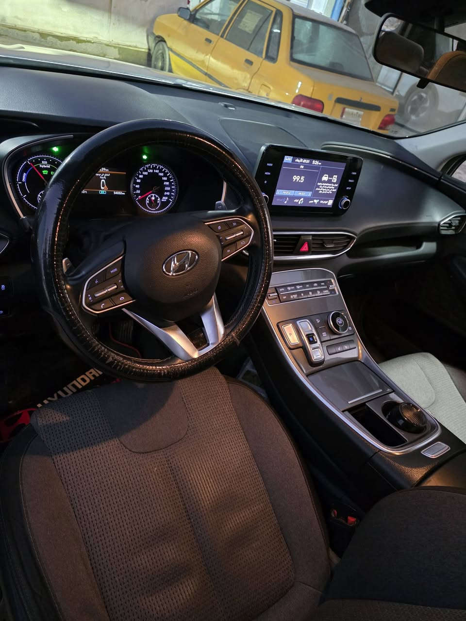 سلام عليكم 
للبيع سنتافي هايبرد خليجي موديل 2024
مقترض وكفيل نفس البيت وكاله عامه
✅ مكفولة عدا طخه بسيطه بالجنطه موضحه بالصوره عفتها على وضعها 
رقم بغداد 🇮🇶 
محرك  ، 4 سلندر توربو 
ماشية 55, كم
كاميرا خلفية ، كاميرا ٣٦٠ ، حساس وقوف ,تدفئة مقاعد ، بصمة ، مرايا جانبية كهربائية ، شاشة ، شاشة تدعم ابل كاربلي ، شاحن لاسلكي ,تحديد مسار،.توقف ذاتي،تشغيل 
وبعد بيها مواصفات

📍الموقع : الديوانية
السعر  207 وبيها مجال
📞 للأستفسار
 ***********
***********
