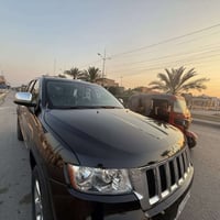 جراند شيروكي لمتد • فور ويل • ٢٠١٢